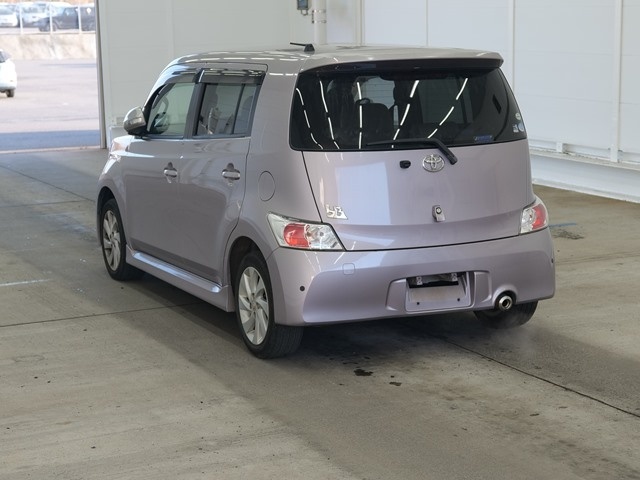 TOYOTA BB