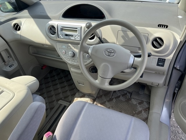 TOYOTA PORTE