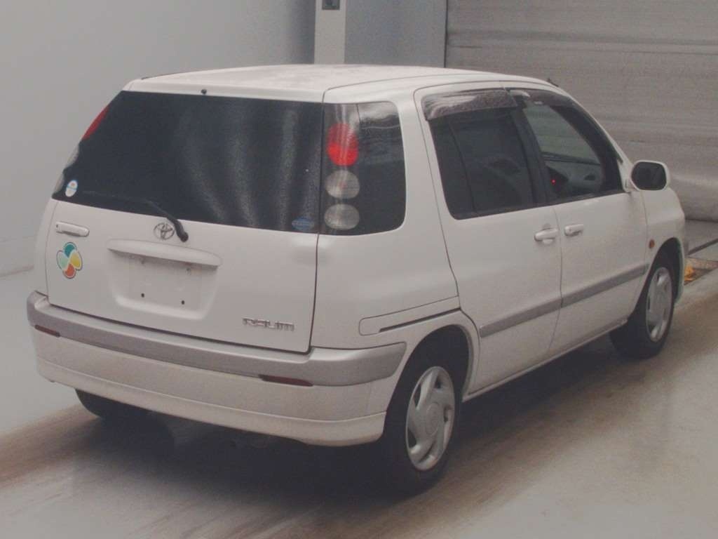 TOYOTA RAUM