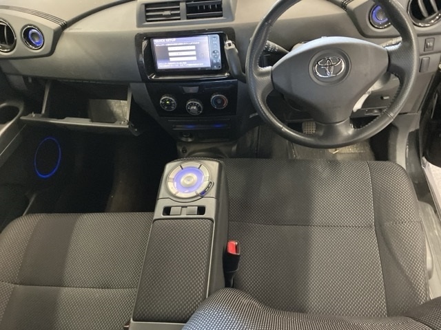 TOYOTA BB