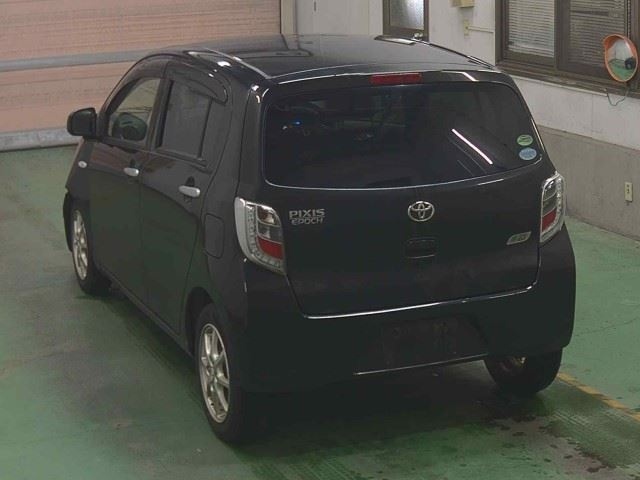 TOYOTA PIXIS EPOCH