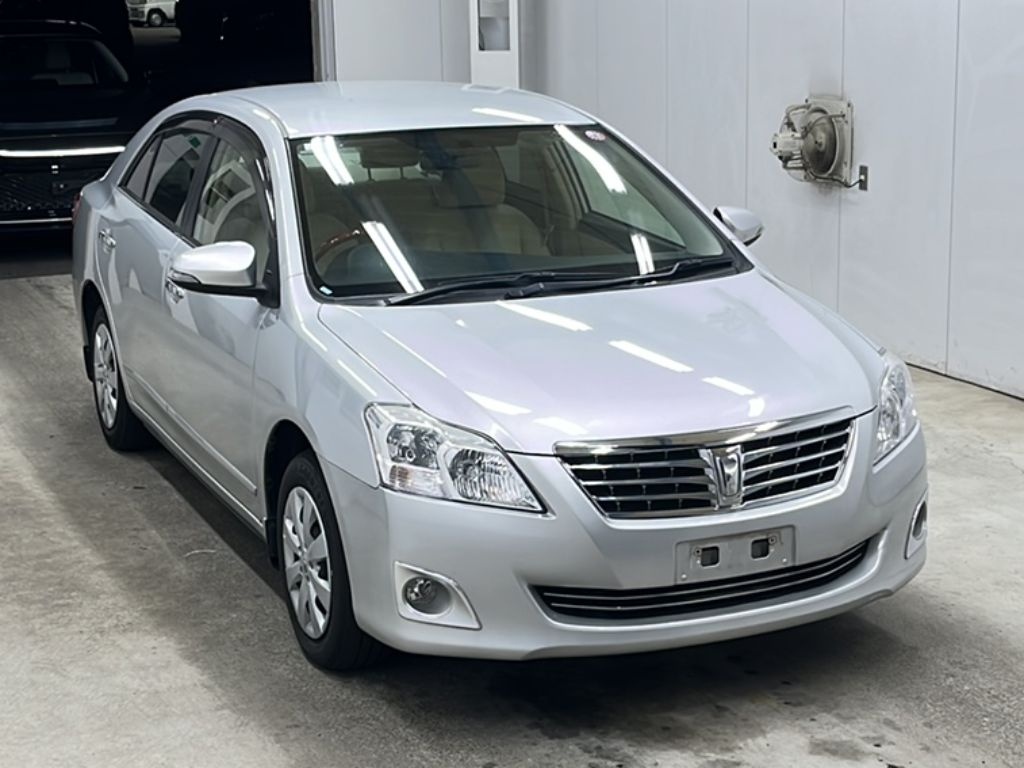 TOYOTA PREMIO
