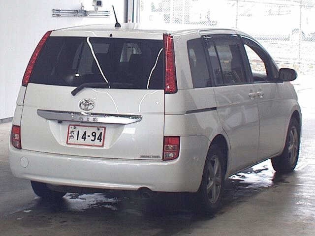 TOYOTA ISIS