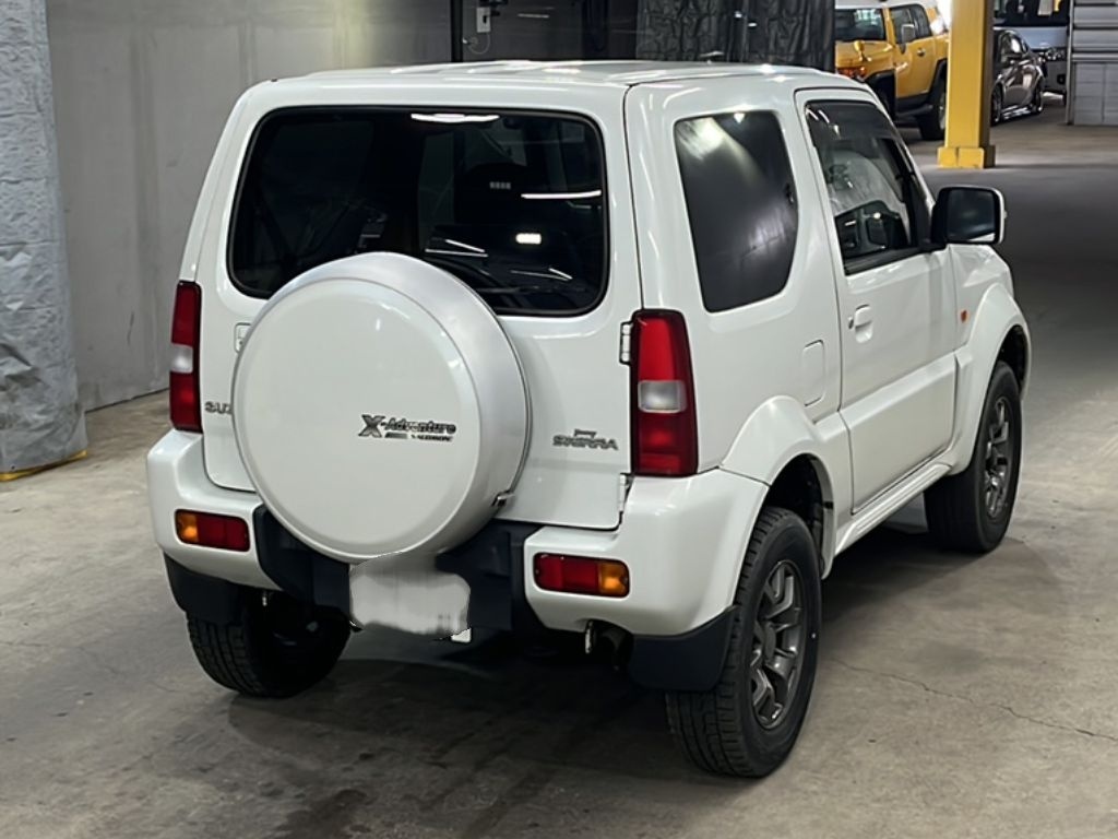 SUZUKI JIMNY SIERRA