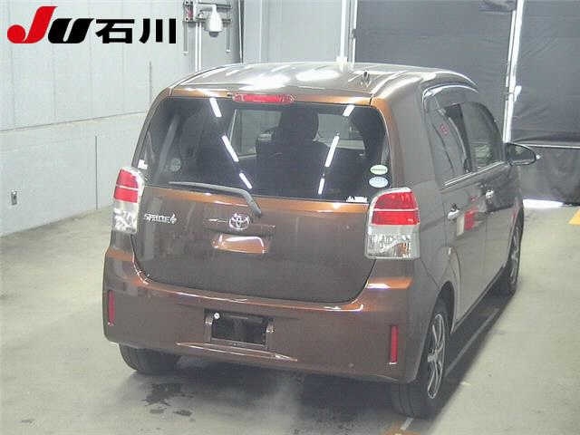 TOYOTA SPADE