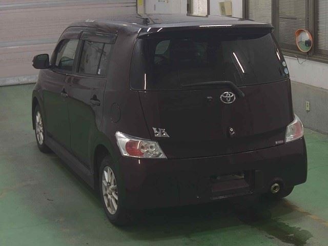 TOYOTA BB