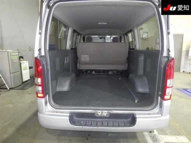 TOYOTA REGIUS ACE