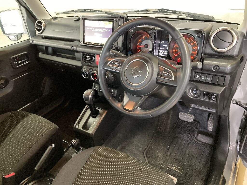 SUZUKI JIMNY SIERRA
