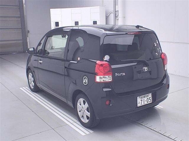 TOYOTA PORTE
