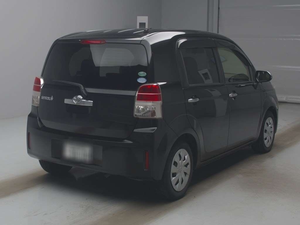 TOYOTA SPADE