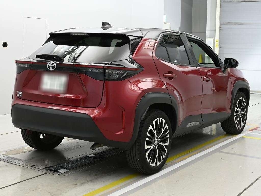 TOYOTA YARIS CROSS