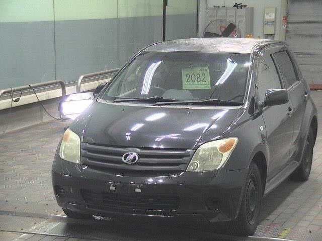 TOYOTA IST