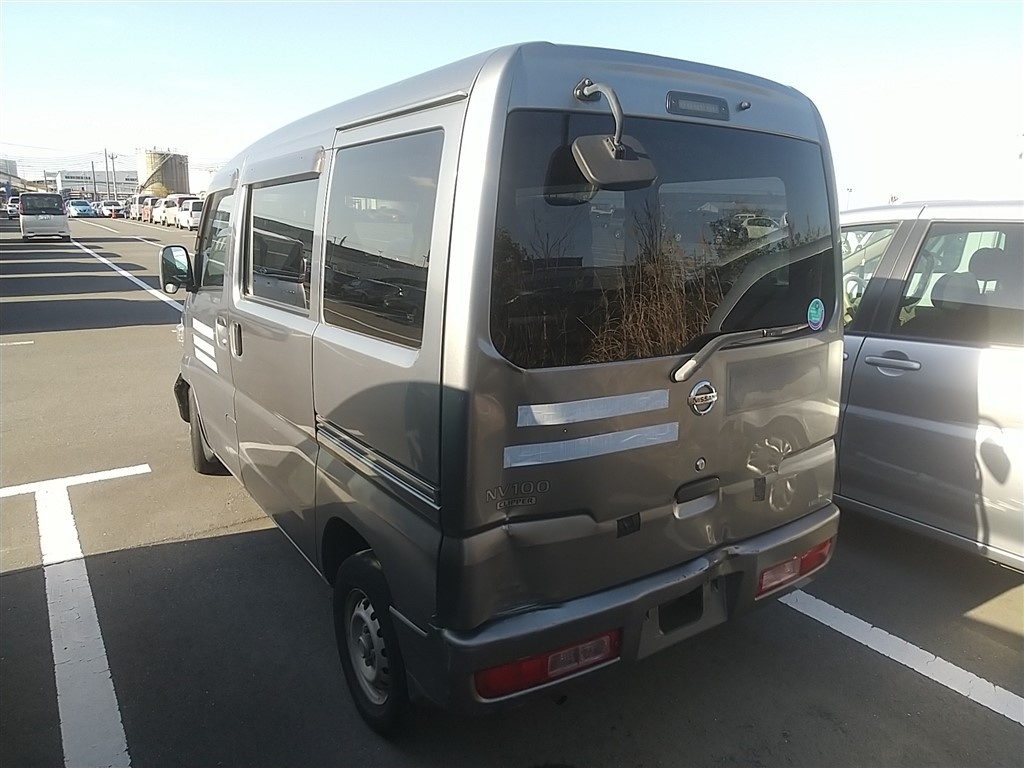 NISSAN NV100 CLIPPER