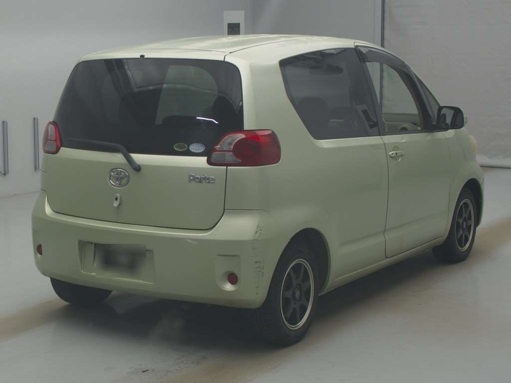 TOYOTA PORTE