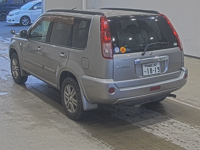 NISSAN X-TRAIL