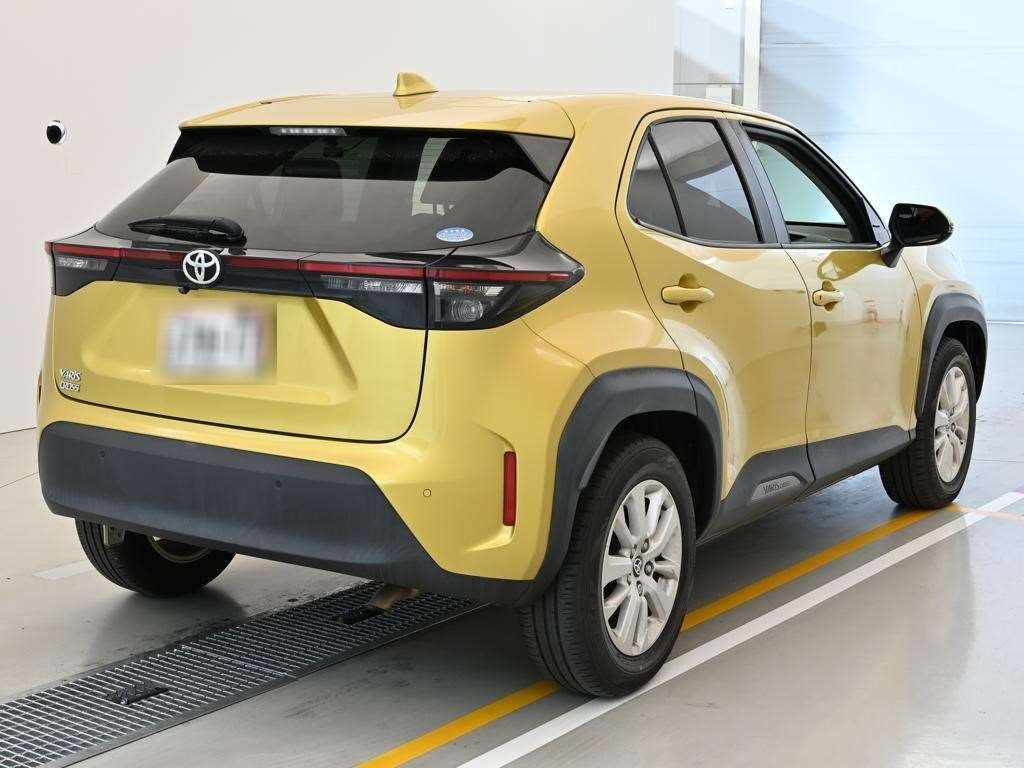 TOYOTA YARIS CROSS