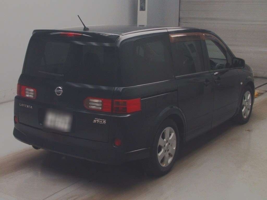 NISSAN LAFESTA