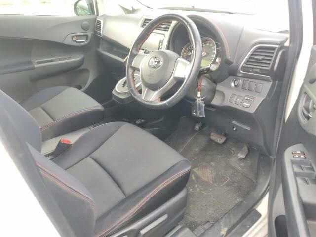 TOYOTA RACTIS