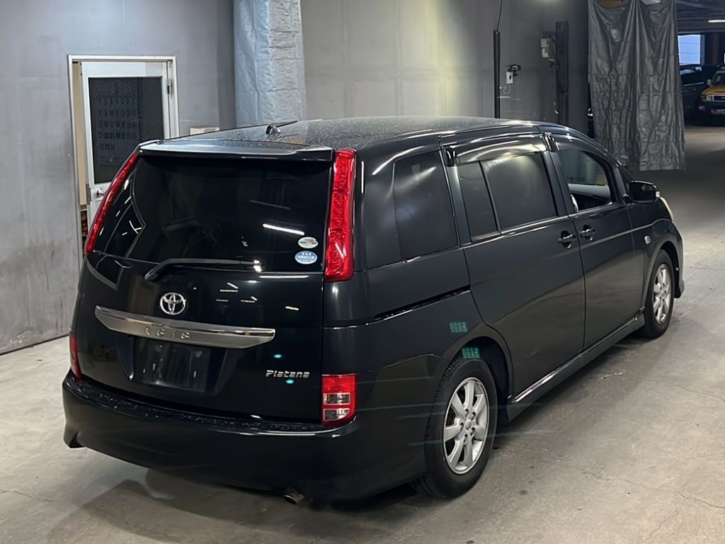 TOYOTA ISIS