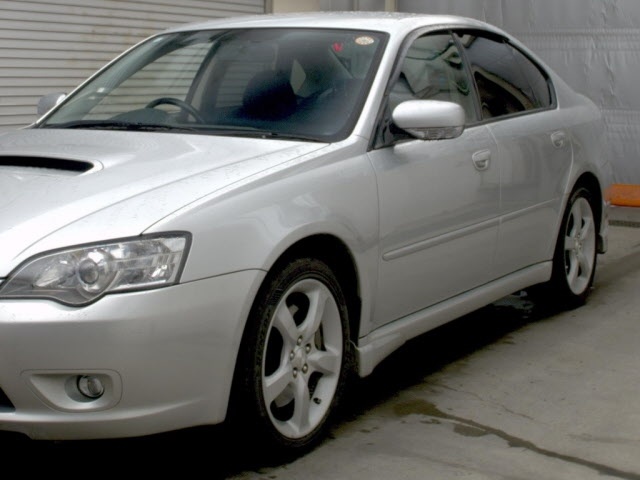 SUBARU LEGACY B4