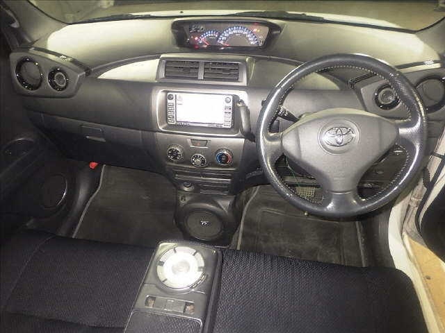 TOYOTA BB