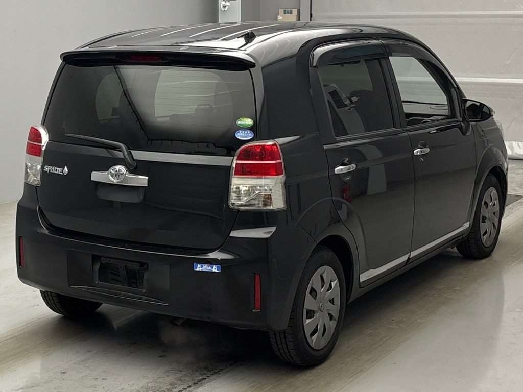 TOYOTA SPADE