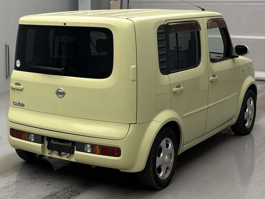NISSAN CUBE