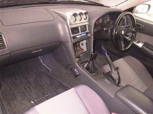 NISSAN SKYLINE