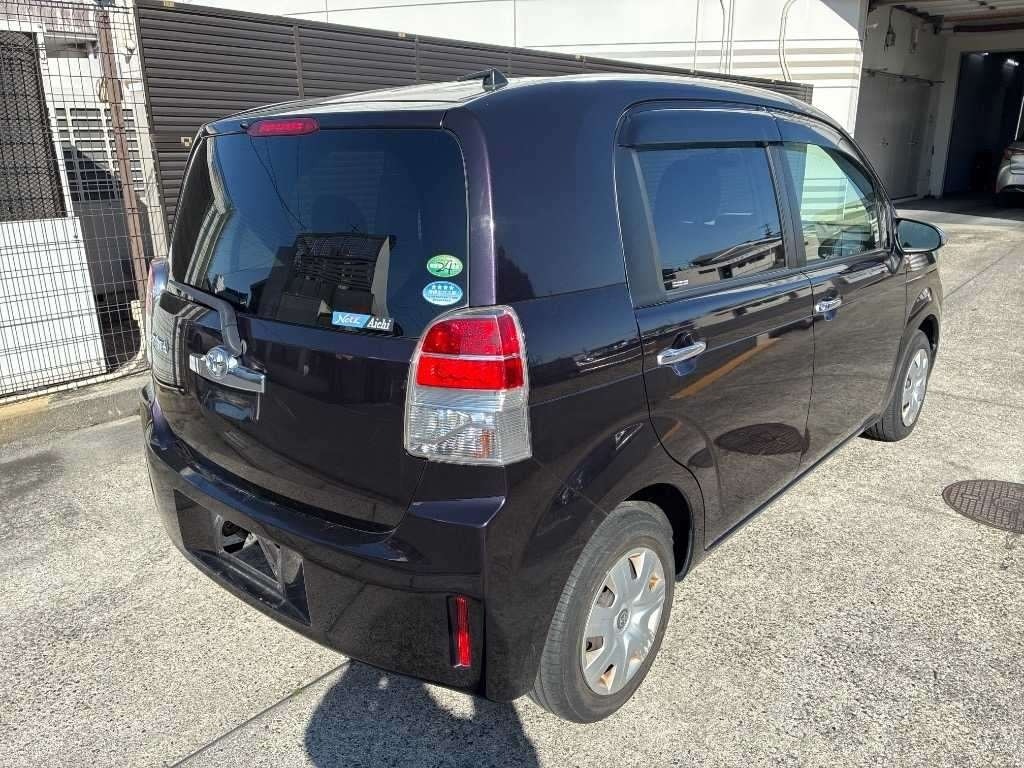 TOYOTA SPADE