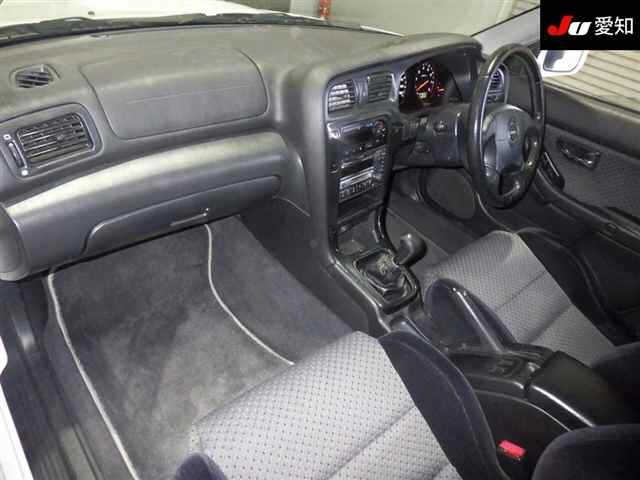 SUBARU LEGACY B4