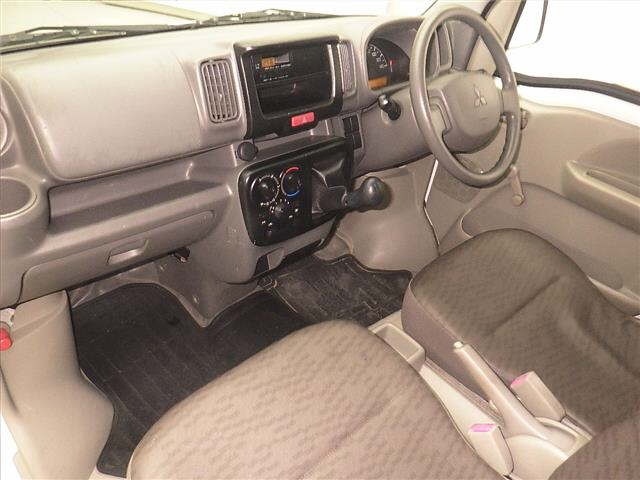 MITSUBISHI MINICAB