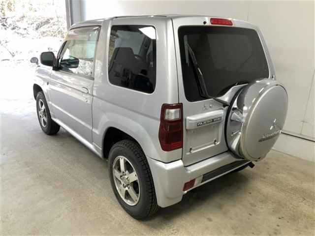 MITSUBISHI PAJERO MINI