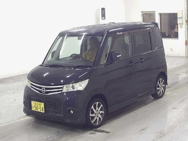 NISSAN ROOX