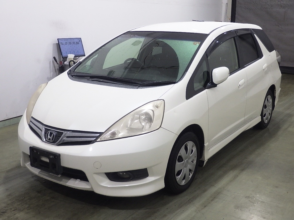 HONDA FIT SHUTTLE