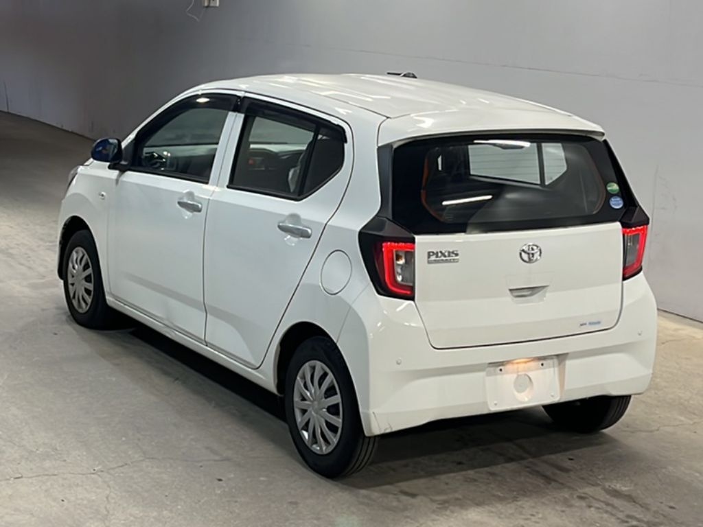 TOYOTA PIXIS EPOCH