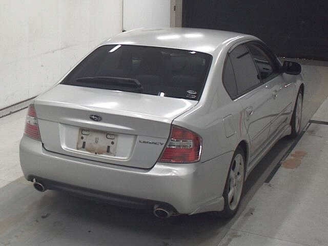SUBARU LEGACY B4
