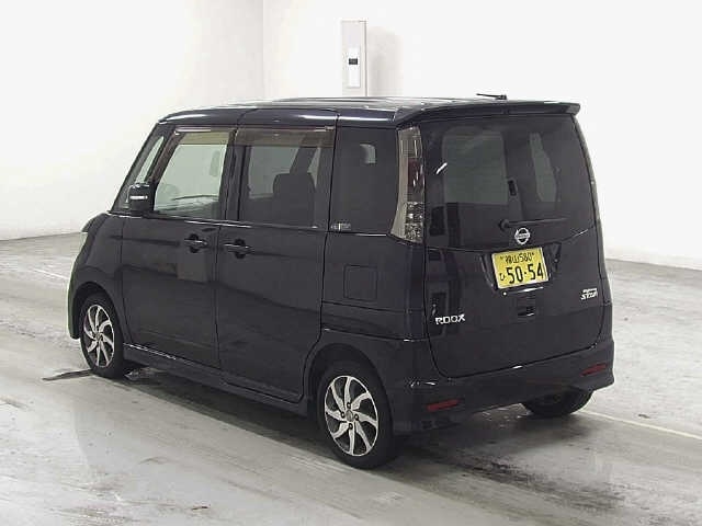 NISSAN ROOX