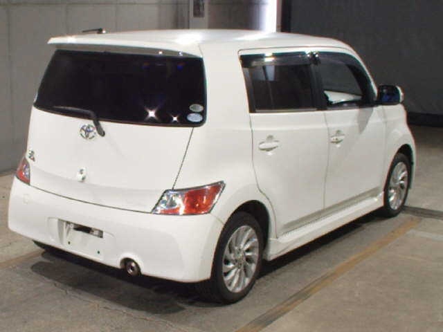 TOYOTA BB