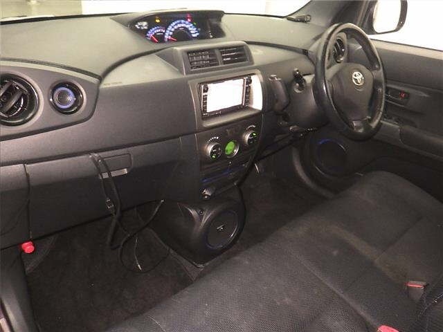 TOYOTA BB