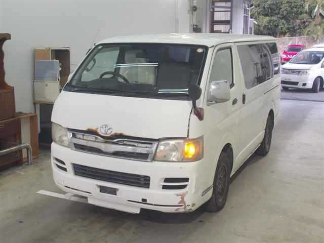TOYOTA REGIUS ACE
