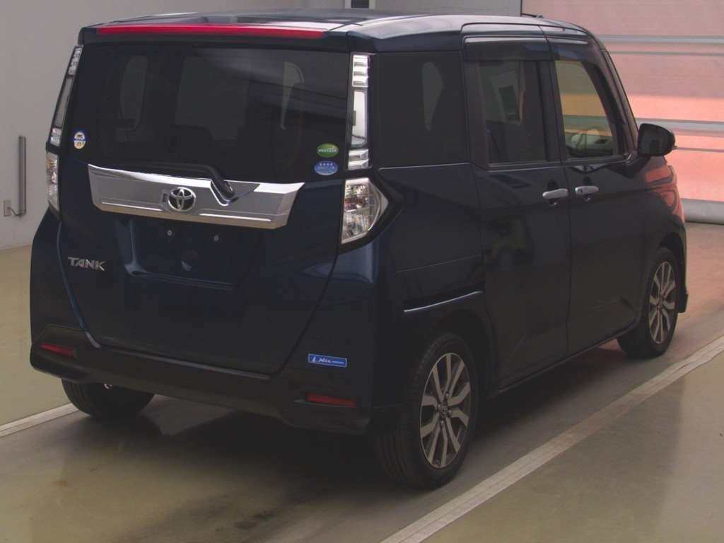TOYOTA TANK