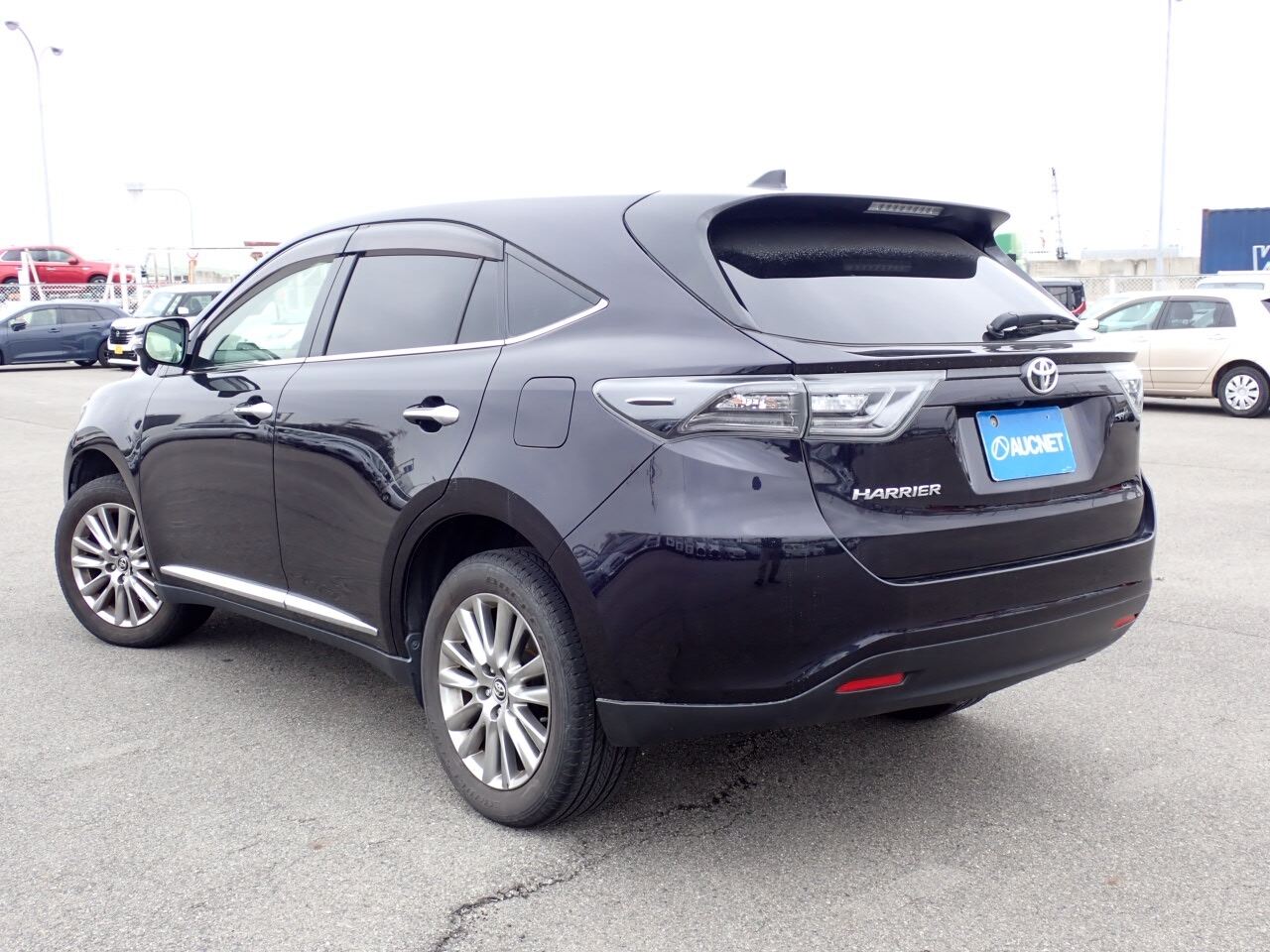 TOYOTA HARRIER