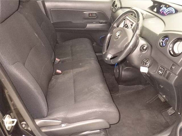 TOYOTA BB