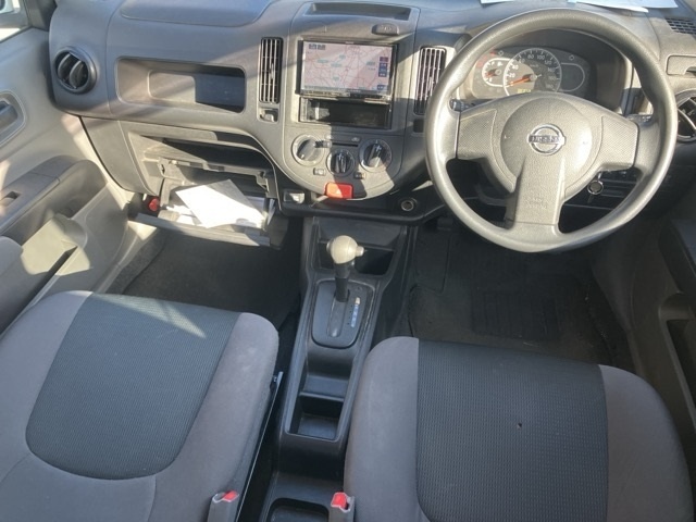 NISSAN AD
