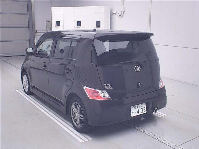 TOYOTA BB
