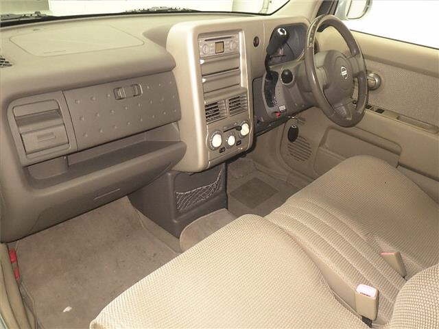 NISSAN CUBE