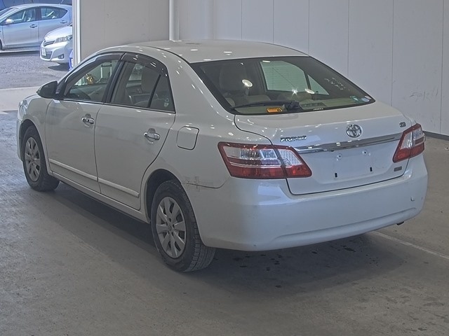 TOYOTA PREMIO