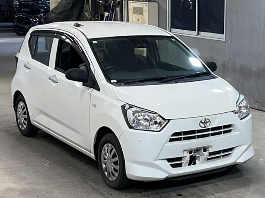 TOYOTA PIXIS EPOCH