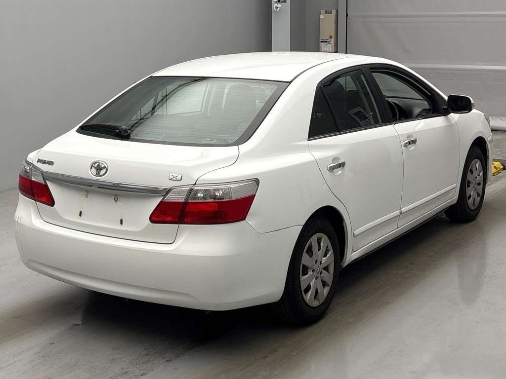 TOYOTA PREMIO