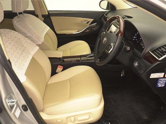 TOYOTA PREMIO